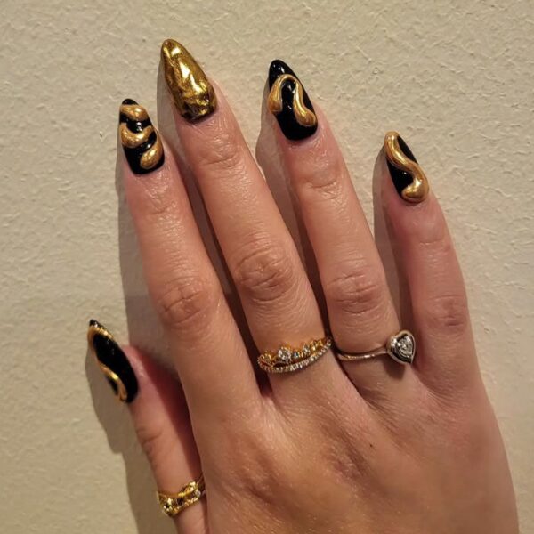 Golden Nails - Image 2