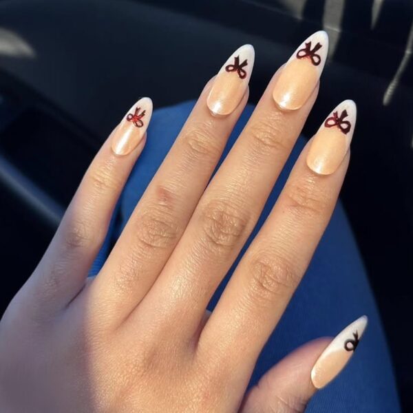 Shiny Ribbon Nails - Image 2